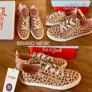 NWT Leopard Zip Up Shoes